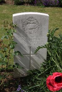 Frechencourt Communal Cemetery - Smith, Stanley Herd