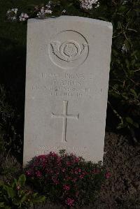 Coxyde Military Cemetery - Addis, Frederick