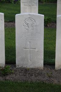 Coxyde Military Cemetery - Addison, R