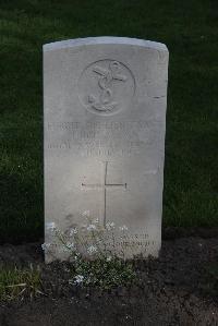 Coxyde Military Cemetery - Allan, Hugh