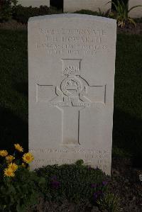 Coxyde Military Cemetery - Howarth, James Henry