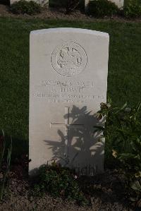 Coxyde Military Cemetery - Howe, E