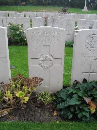 Coxyde Military Cemetery - Osborn, Vere Anderson