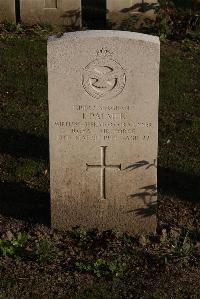 Coxyde Military Cemetery - Palmer, Jack