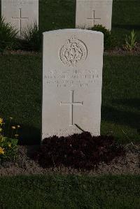 Coxyde Military Cemetery - Southall, John William