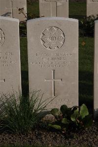 Coxyde Military Cemetery - Turner, P