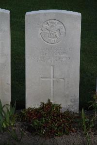 Coxyde Military Cemetery - Veale, George Henry