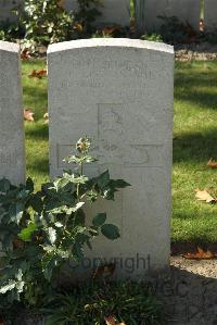 Bard Cottage Cemetery - Grogan, R