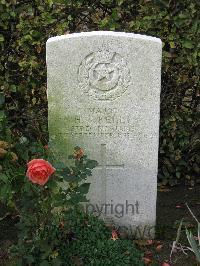 Pont-Du-Hem Military Cemetery&#44; La Gorgue - Kelly, H N