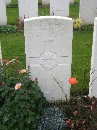Pont-Du-Hem Military Cemetery&#44; La Gorgue - White, William David Hall