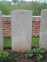 Peronne Road Cemetery Maricourt - Ager, W H