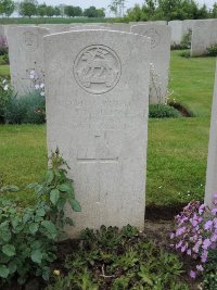 Peronne Road Cemetery Maricourt - Allen, T D