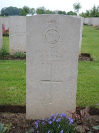 Peronne Road Cemetery Maricourt - Amor, A J
