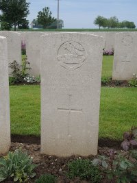 Peronne Road Cemetery Maricourt - Askew, William Henry Charles