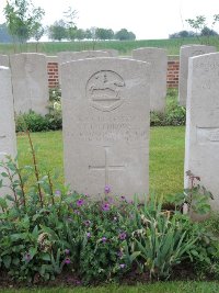 Peronne Road Cemetery Maricourt - Benbow, J F