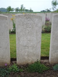 Peronne Road Cemetery Maricourt - Crofts, R