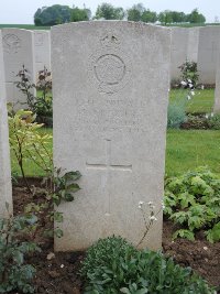 Peronne Road Cemetery Maricourt - Crozier, R