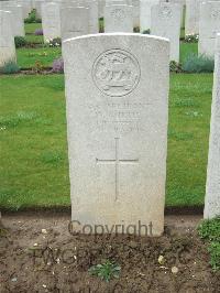 Peronne Road Cemetery Maricourt - Curtis, W