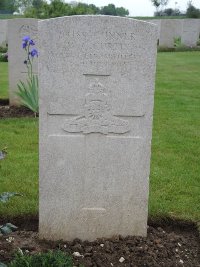 Peronne Road Cemetery Maricourt - Curtis, W C