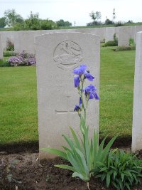 Peronne Road Cemetery Maricourt - Davenport, Edgell