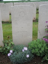 Peronne Road Cemetery Maricourt - Day, G W