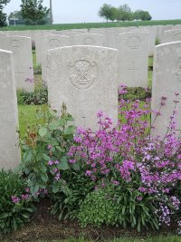 Peronne Road Cemetery Maricourt - Day, R