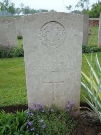 Peronne Road Cemetery Maricourt - Douglas-Hamilton, Lesley Reginald Coventry