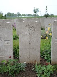 Peronne Road Cemetery Maricourt - Drummond, William Young.