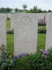 Peronne Road Cemetery Maricourt - Dutton, Hubert Leslie