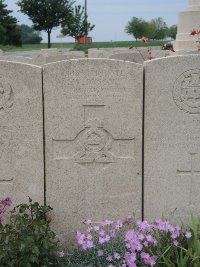 Peronne Road Cemetery Maricourt - Dyson, W