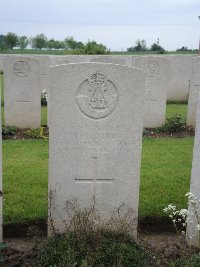 Peronne Road Cemetery Maricourt - Easter, H
