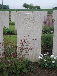 Peronne Road Cemetery Maricourt - Ellis, T W