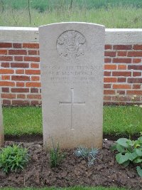 Peronne Road Cemetery Maricourt - Handcock, H R