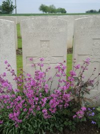 Peronne Road Cemetery Maricourt - Hillard, H C