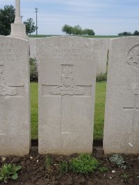 Peronne Road Cemetery Maricourt - Holden, W