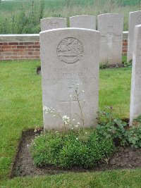 Peronne Road Cemetery Maricourt - Hooker, L