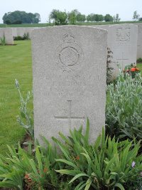 Peronne Road Cemetery Maricourt - Jones, F H