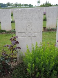 Peronne Road Cemetery Maricourt - Kay, Walter