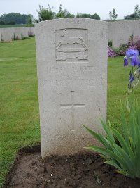 Peronne Road Cemetery Maricourt - Kell, William