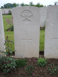 Peronne Road Cemetery Maricourt - Kemp, C