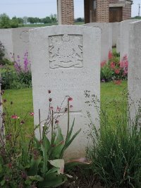 Peronne Road Cemetery Maricourt - Knagg, J