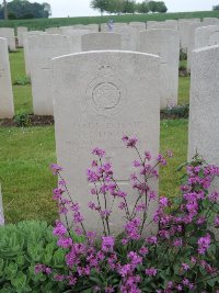 Peronne Road Cemetery Maricourt - Lucking, H C