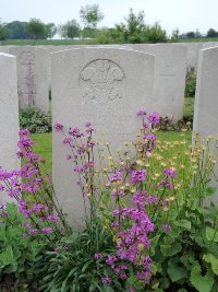 Peronne Road Cemetery Maricourt - Lynch, J