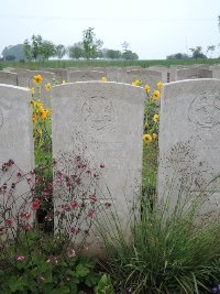 Peronne Road Cemetery Maricourt - Mannion, James