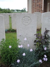 Peronne Road Cemetery Maricourt - Marshall, A E