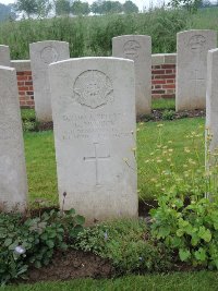 Peronne Road Cemetery Maricourt - Merrick, G