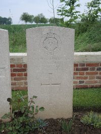 Peronne Road Cemetery Maricourt - Moores, J