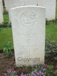 Peronne Road Cemetery Maricourt - Murray, J