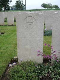 Peronne Road Cemetery Maricourt - Mutton, J F