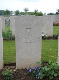 Peronne Road Cemetery Maricourt - Newby, William Hedley